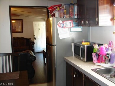 1712 Staleys Farm Rd, Asheboro, NC 27205 - photo 2