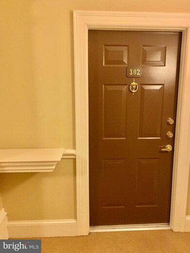 11924 Darnestown Rd, Gaithersburg, MD 20878 - photo 2