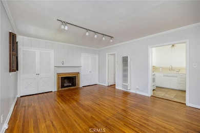 10372 Ashton Ave, Los Angeles, CA 90024 - photo 7