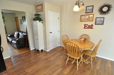 Eat in Area