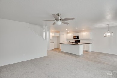 9225 W Tuberose St, Nampa, ID 83687 - photo 4