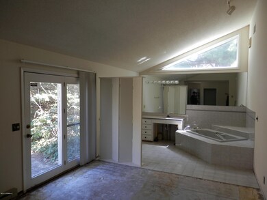 6769 Warren Woods Rd, Three Oaks, MI 49128 - photo 4