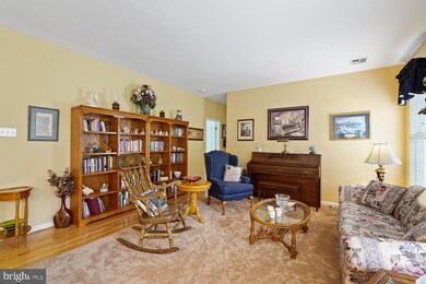 1209 N Fox Cub Hollow, Glen Mills, PA 19342 - photo 6