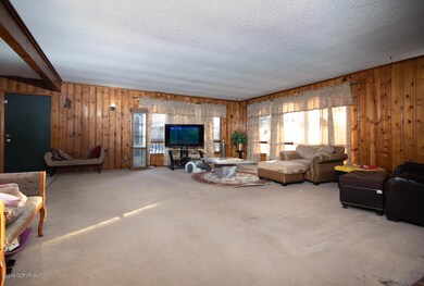 8450_Golden (3 of 29)