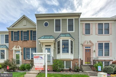 8068 Brightwood Ct, Ellicott City, MD 21043 - photo 2