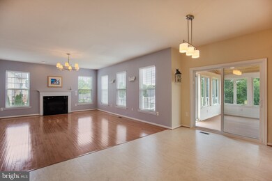 12285 Longleaf Ln, Dunkirk, MD 20754 - photo 2