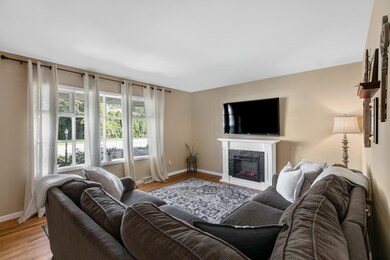 4 College View Dr, Albany, NY 12211 - photo 6