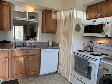 1308 Windsor Dr unit 1308, Framingham, MA 01701 - photo 6