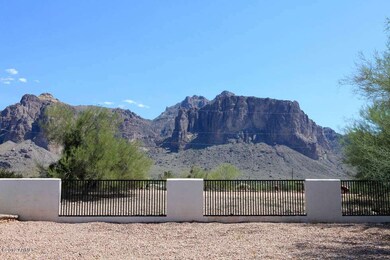 Superstition Mountains