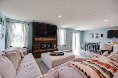 6-web-or-mls-119-rachel-ann-blvd