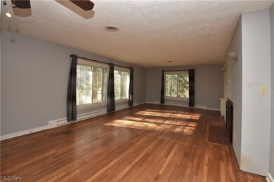 8430 Columbia Rd, Olmsted Falls, OH 44138 - photo 4