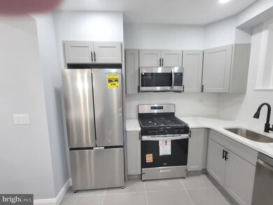 2013 S Croskey St, Philadelphia, PA 19145 - photo 5