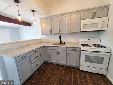 7403 18th Ave unit 201, Hyattsville, MD 20783 - photo 5