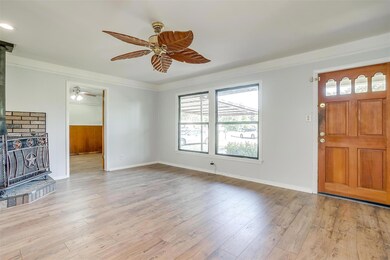 11 Donald Ct, Hurst, TX 76053 - photo 4