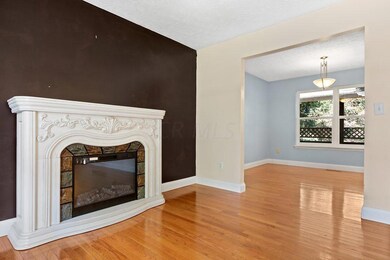 Living Room - 3