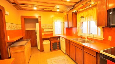 76 Bluff Rd, North Weymouth, MA 02191 - photo 2