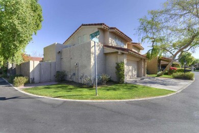 002_Corner Property