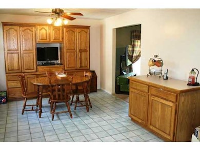 816 Hickory Dr, Marysville, OH 43040 - photo 6