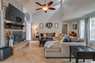 119 Honeysuckle Dr, West Monroe, LA 71291 - photo 2