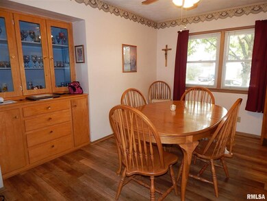 2655 N Fillmore St, Davenport, IA 52804 - photo 2