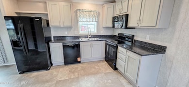 359 Laurel Run Estates, Laurel Run, PA 18706 - photo 7