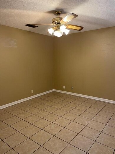 1711 Breckenridge St, Texarkana, TX 75501 - photo 5