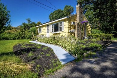 558 Pleasant St, Franklin, MA 02038 - photo 2