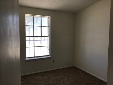 2101 Octubre Dr, El Paso, TX 79935 - photo 5