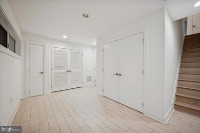 927 N Front St unit 3, Philadelphia, PA 19123 - photo 4