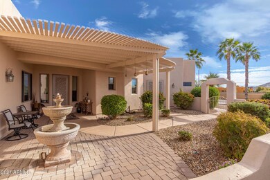 courtyard area w/ water feature
