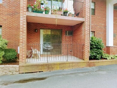 Totten Pond Village unit 16A, Waltham, MA 02451 - photo 3