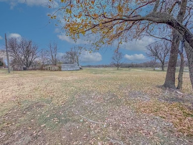 208 N Mulberry St, Dexter, KS 67038 - photo 5