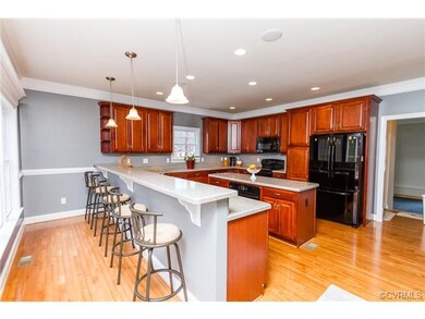 HUGE Kitchen w/ Two Ovens, Fridge, Ice Maker, and 