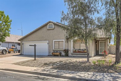 1917 North Bellview - Web Quality - 002