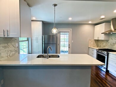 511 Gale St, Houston, TX 77009 - photo 4