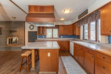 Kitchen Additional View