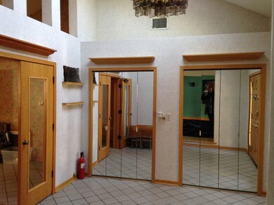 9415 W Central Rd, Des Plaines, IL 60016 - photo 7