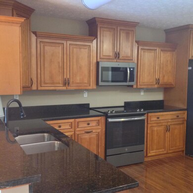 5814 Shepherd Crossing Dr, Louisville, KY 40219 - photo 7