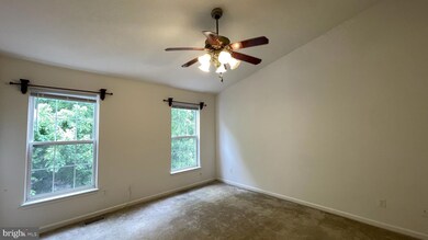 1974 Teasel Ct, Woodbridge, VA 22192 - photo 5