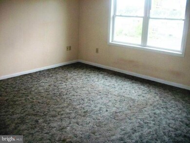 195 Wise Ave, Strasburg, VA 22657 - photo 6