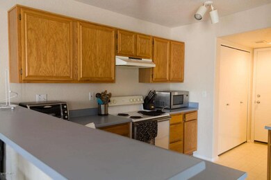 805 E Rosemonte Dr, Phoenix, AZ 85024 - photo 2