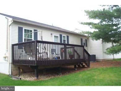 1404 Franklin Ct unit 1404, Lansdale, PA 19446 - photo 2