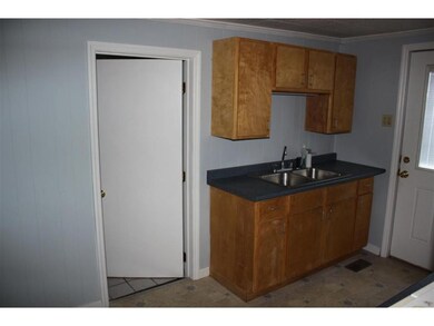 1008 Earnest St, Johnson City, TN 37604 - photo 5