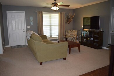 1304 Glenoaks Rd, Shelbyville, TN 37160 - photo 7