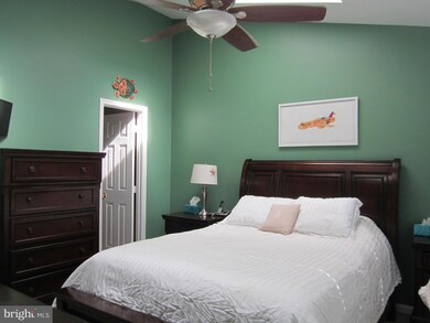 2482 Revere Ct unit 26B, Crofton, MD 21114 - photo 5