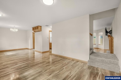 1061 Argon Ave, Eugene, OR 97404 - photo 5