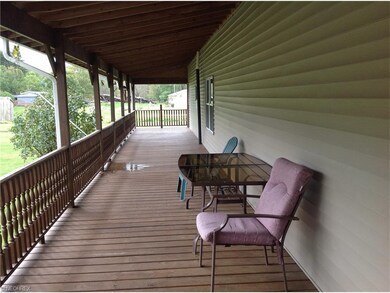 Large deck for relaxing.