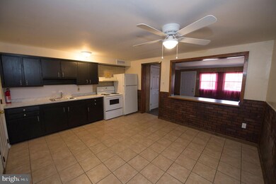 1358 Maple Ave, Elsmere, DE 19805 - photo 4