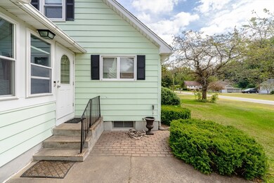 41 Manchonis Rd, Wilbraham, MA 01095 - photo 3