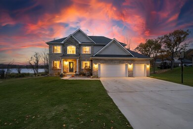 126 Parker Ln, Ortonville, MI 48462 - photo 2